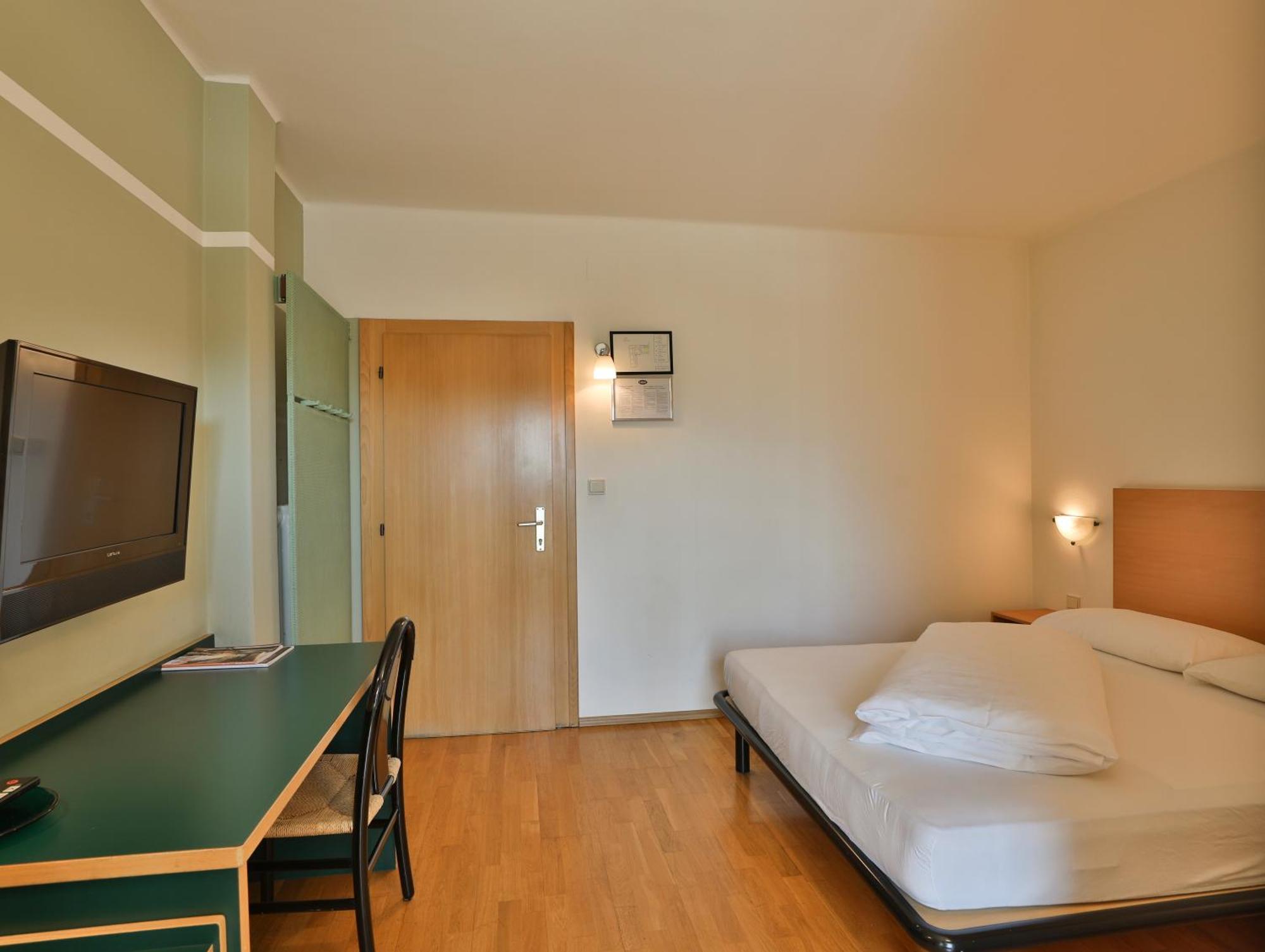 Hotel Sparerhof Vilpiano エクステリア 写真