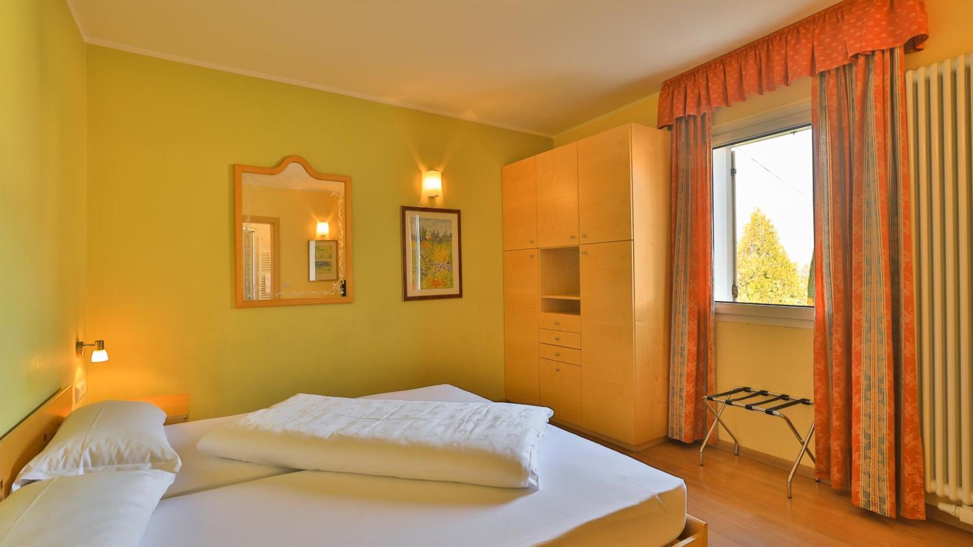 Hotel Sparerhof Vilpiano エクステリア 写真