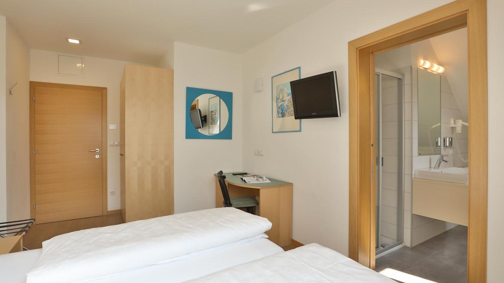 Hotel Sparerhof Vilpiano エクステリア 写真